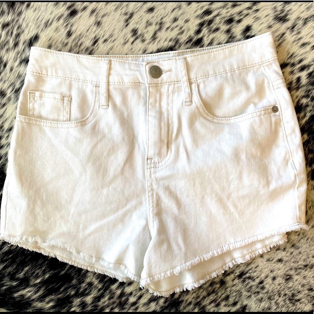 Wild Fable cutest white jean shorts, new condition
